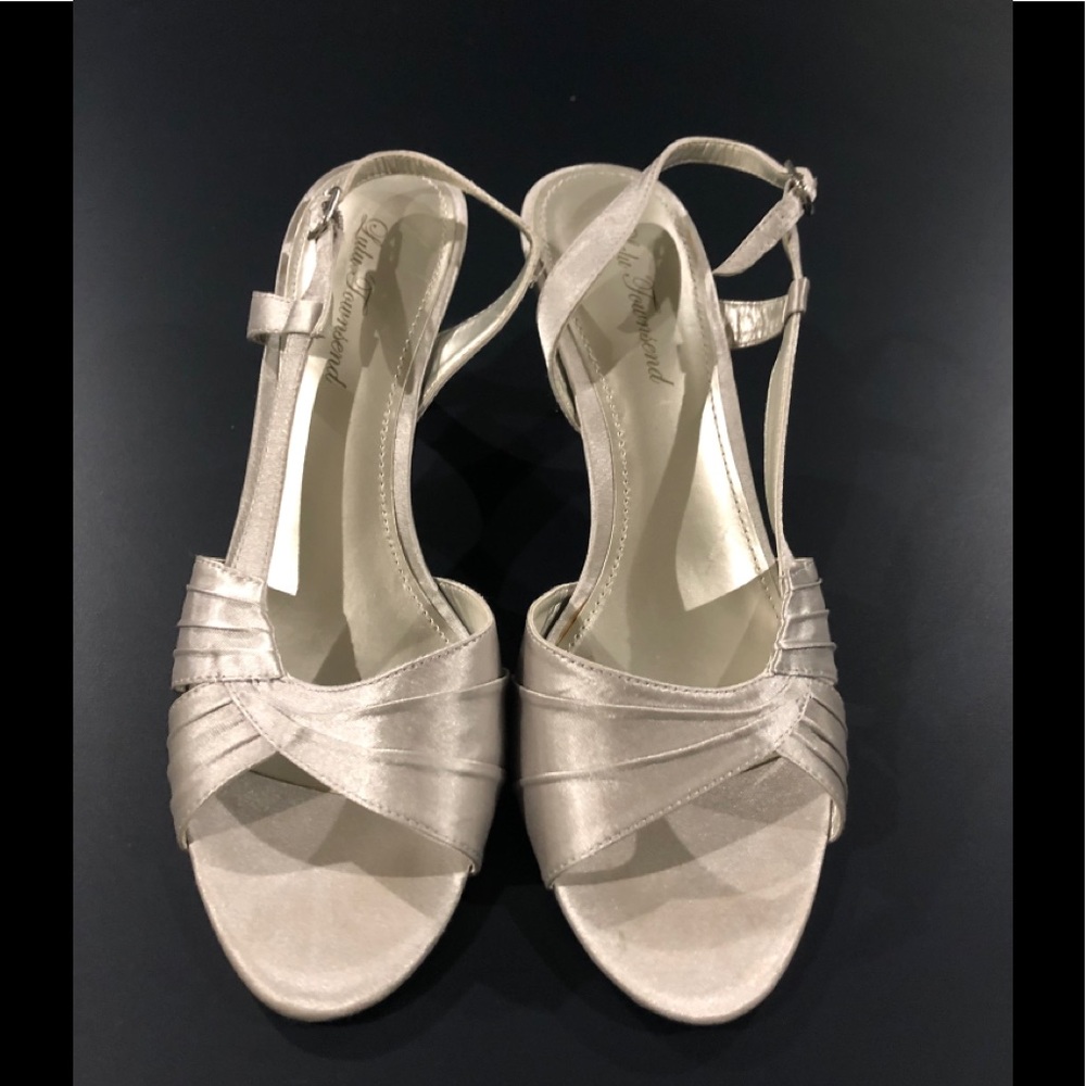 Silver Open Toe Shoes 10